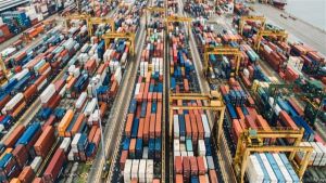 Balança comercial superávit chega a US$ 4,28 bilhões