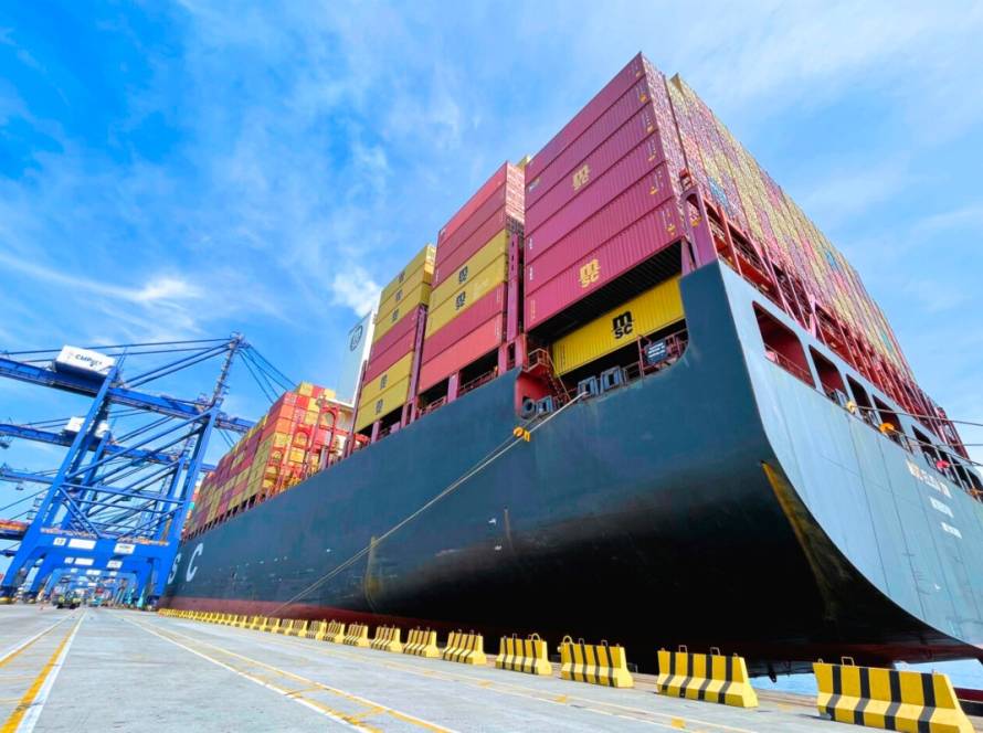 Exportações do agro somam 43% em março, mantendo-se à frente da mineração