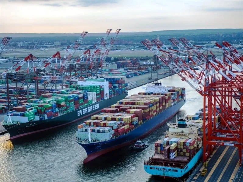 Taxas portuárias propostas pelos EUA para navios construídos pela China começam a sufocar as exportações de carvão e agricultura