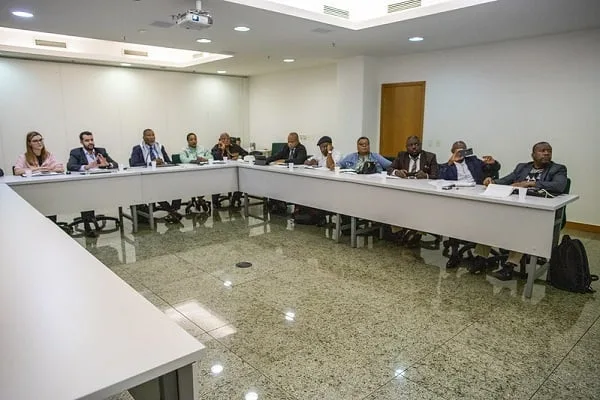Representantes do Ministério da Agricultura e Pecuária se reúnem com o setor produtivo de Mato Grosso