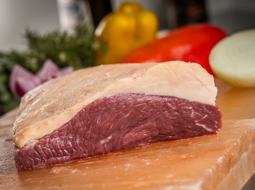 Mato Grosso se consolida como potência global na venda de carne bovina, com 3% das exportações mundiais da proteína