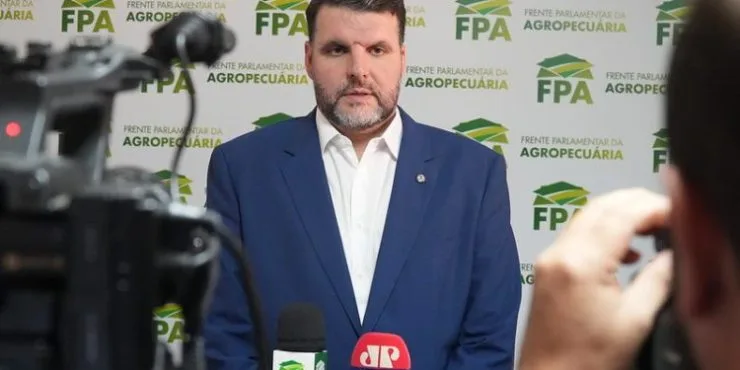 “Plano Safra é propaganda; quem paga a conta é o produtor”, diz presidente da FPA