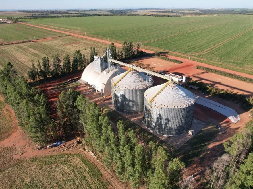 Com início da safra 25/26, redução no Plano Safra acende alerta sobre déficit de armazenagem em Mato Grosso