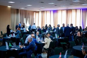 Adidos agrícolas e setor produtivo do Mato Grosso discutem expansão de mercados