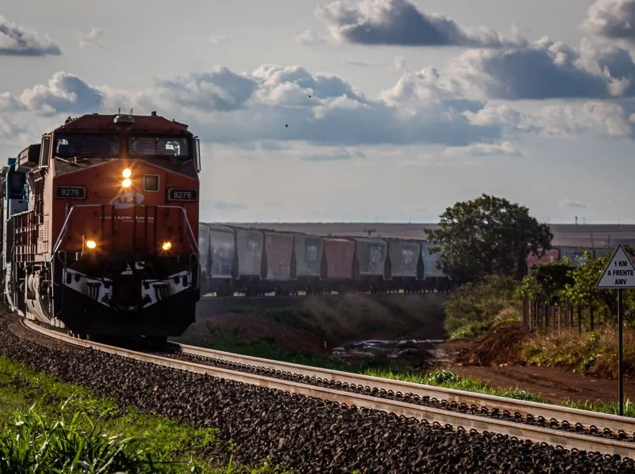 BNDES aprova R$2 bi para ferrovia da Rumo em Mato Grosso