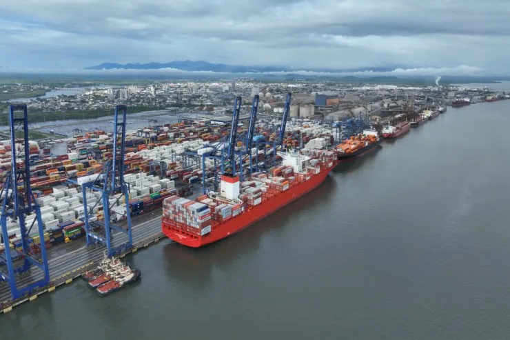 Paraná atinge 2° maior patamar de exportações da história em 2025