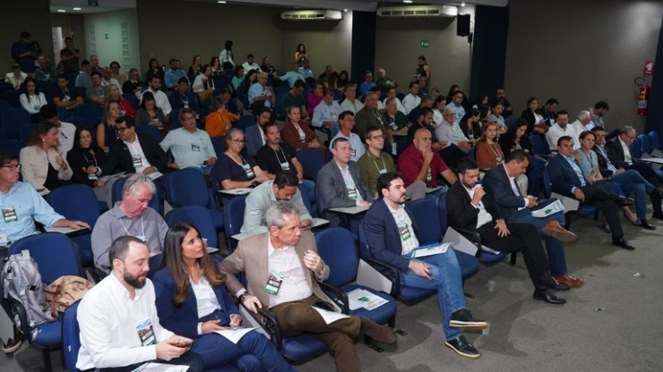 Caravana do Agro percorre Goiás com foco na abertura de mercados para carne bovina