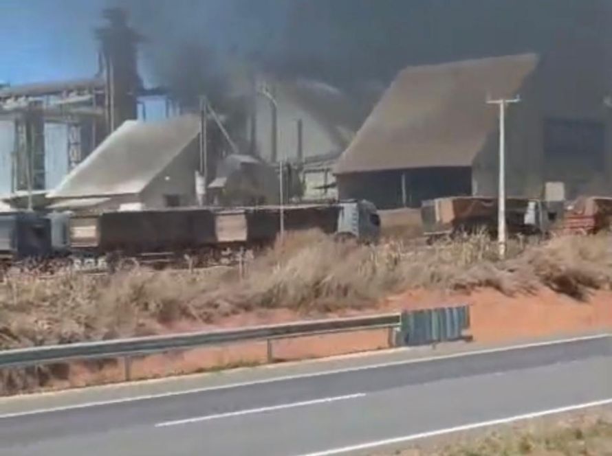 Armazém da Bunge em Sorriso/MT é atingido por incêndio de grandes proporções
